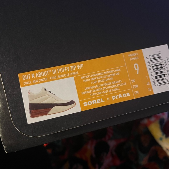 Sorel Out ‘N About Puffy Waterproof Zip Boot Woman 9 - Picture 14 of 16